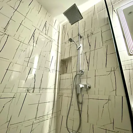 Apartment Avrora Warna